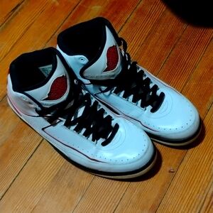 Vintage Nike Air Jordan 2 size 12